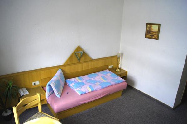 Hotel Fasold Sulzfeld  Room photo